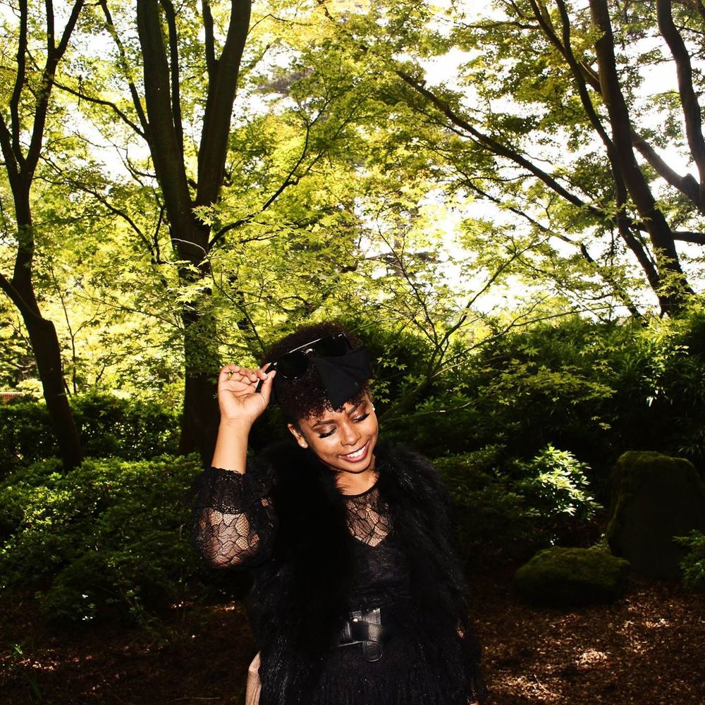 Meet your Posher, Eliza